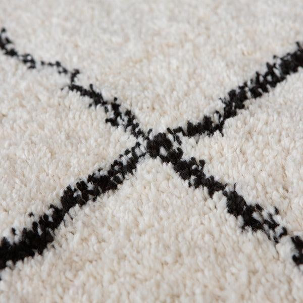 Evie Nordic Cream Black Rug