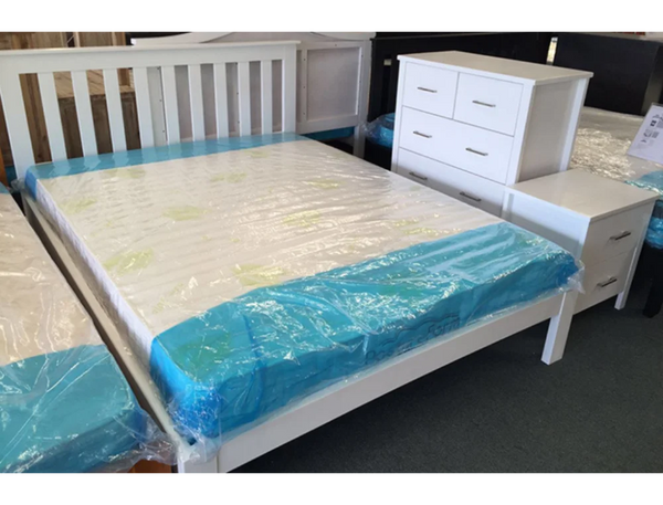 Classic Double Bed White