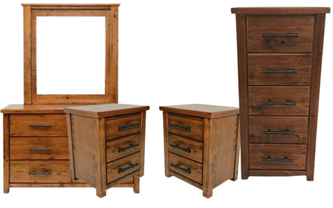 Woodgate Bedroom Set of 4